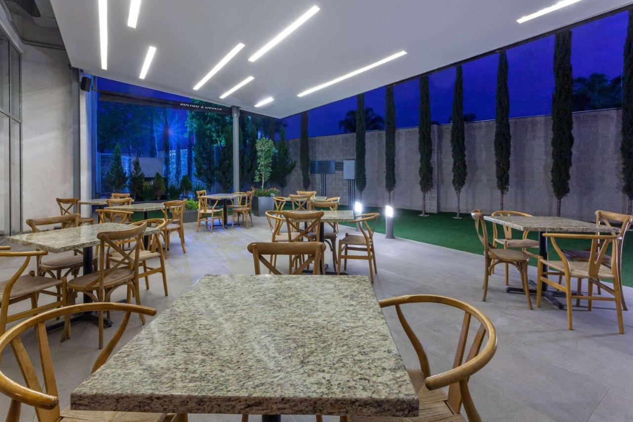 Tryp By Wyndham San Luis Potosi Hotel & Suites Экстерьер фото